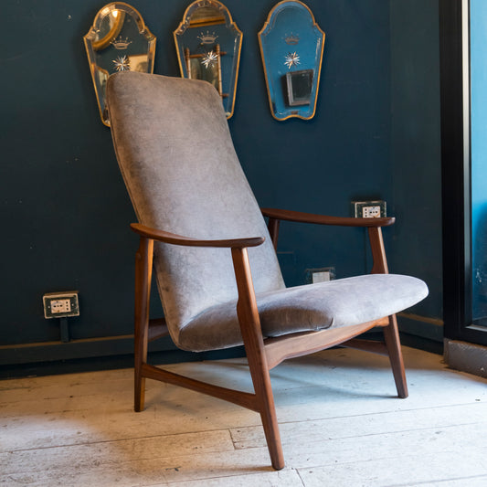 Poltrona Scandinava Anni ’50 in Teak – Design Vintage con Rivestimento Grigio
